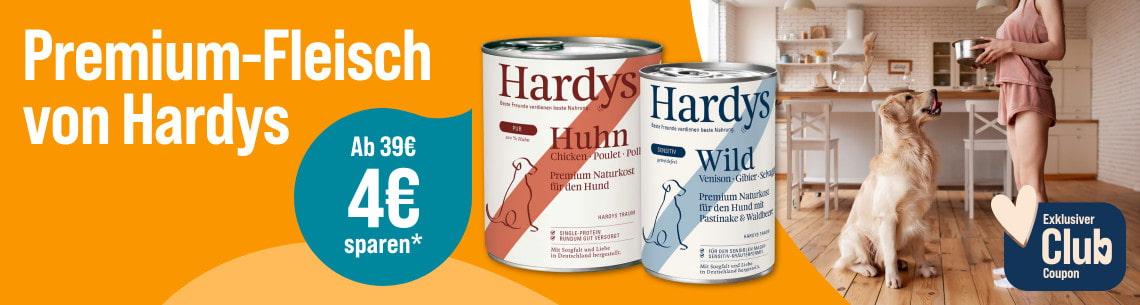 Spare 4€ ab 39€ auf Hardys Aktionsbanner mit Hardys Hundefutterdosen und einem Hund, der vor einer Fütterung in einer Küche sitzt.